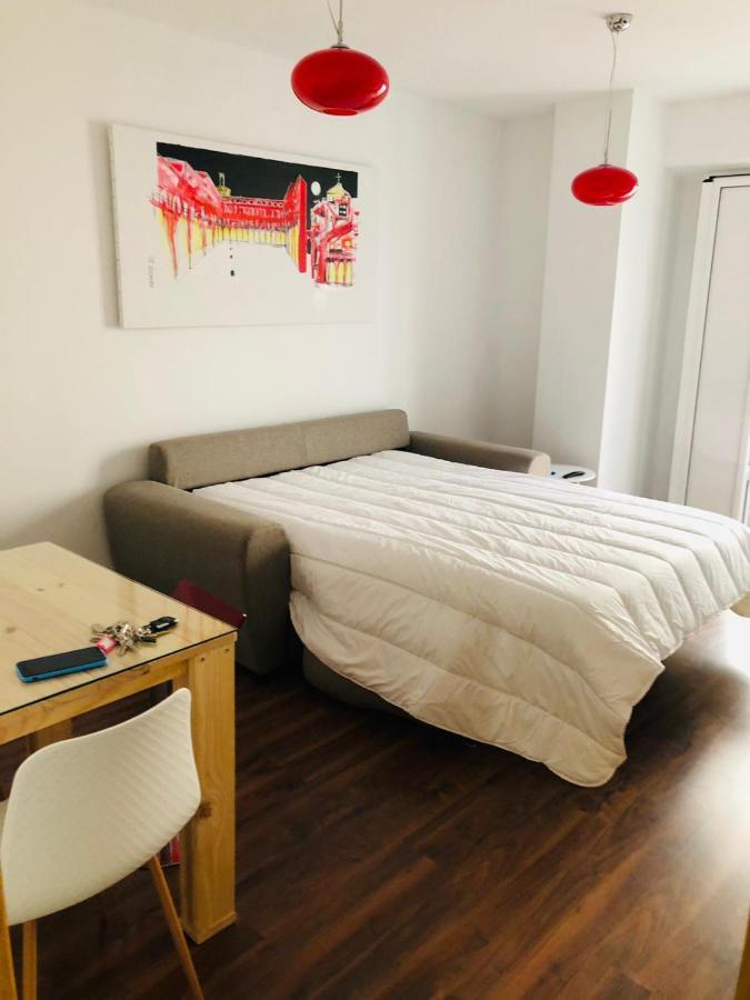 Apartamento Renacimiento Con Garaje บาดาฮอส ภายนอก รูปภาพ